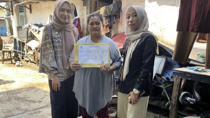 Pemerintah Kota Bandar Lampung Salurkan Dokumen Warga Terdampak Banjir
