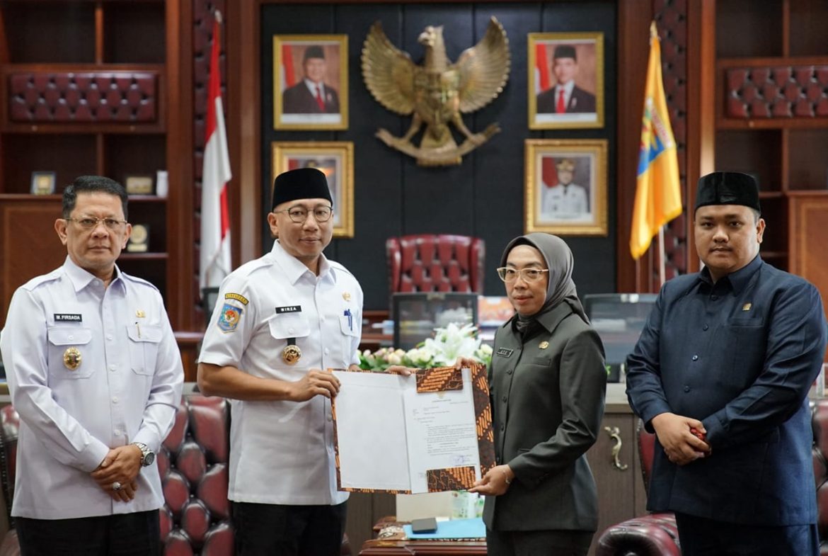 Ayu Asalasiyah Resmi Jabat Pelaksana Tugas Bupati Way Kanan