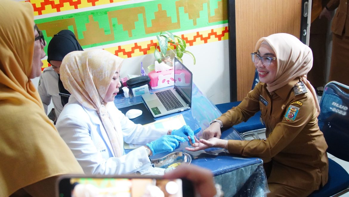 Plt Bupati Way Kanan Hadiri Cek Kesehatan Gratis Yang Di Gelar Puskesmas  Blambangan Umpu