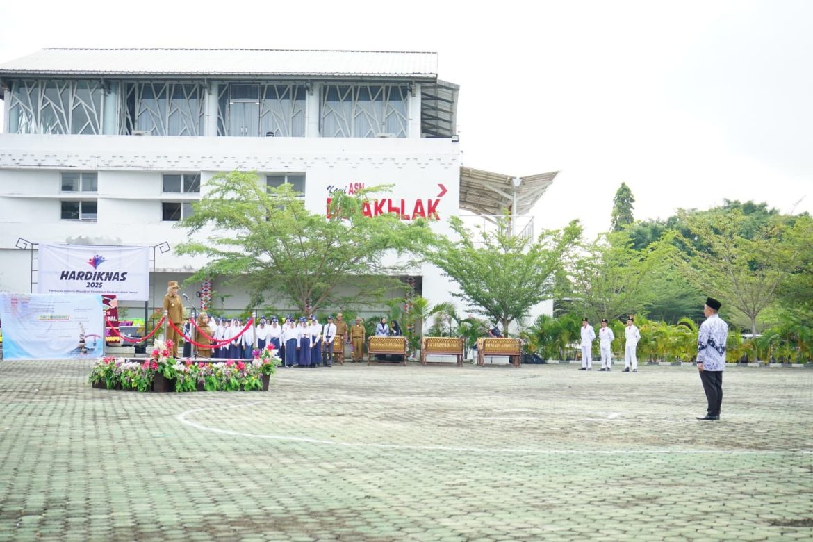 Pemkab Way Kanan Gelar Upacara Peringati Hari Pendidikan Nasional