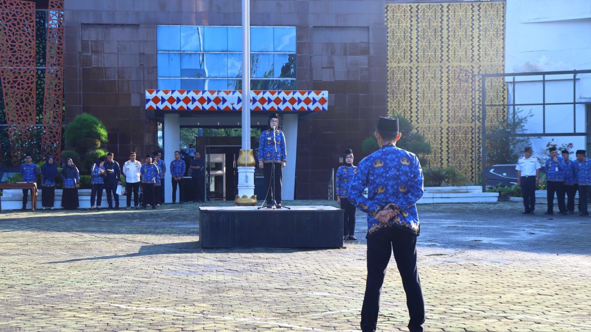 Pemerintah Kabupaten Way Kanan menggelar Apel Bulanan yang dilingkungan Pemerintah Kabupaten Way Kanan
