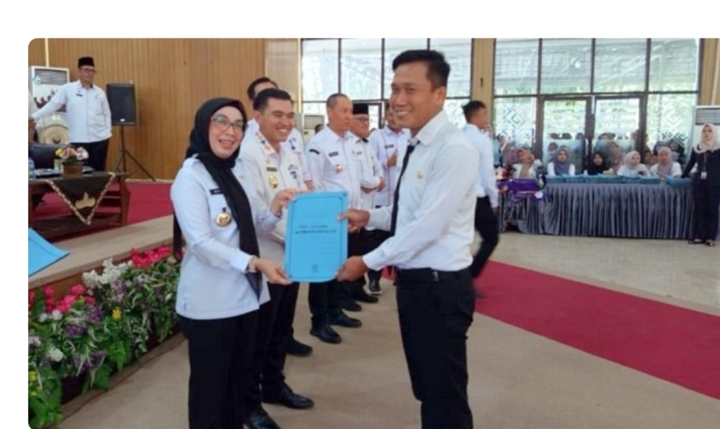 Pemkab Way Kanan Bagikan SK PPPK Sebanyak 392 Untuk Formasi 2024